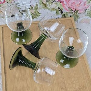 4 Vintage Beehive Green Stem Wine Glasses